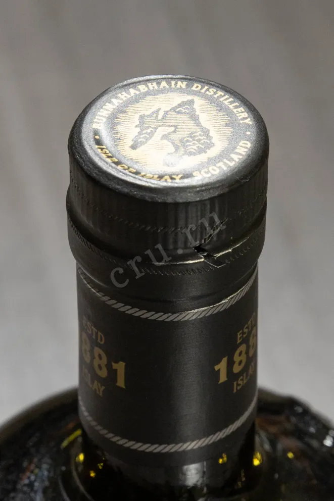 Пробка Bunnahabhain 12 years in a tube 0.7 л