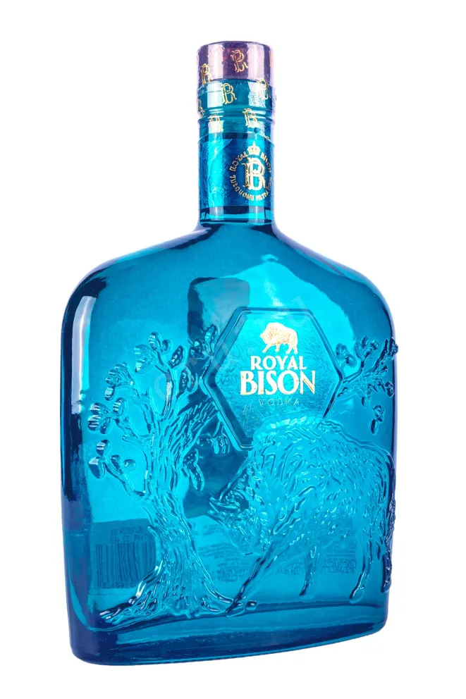 Бутылка Royal Bison in gift box 0.7 л