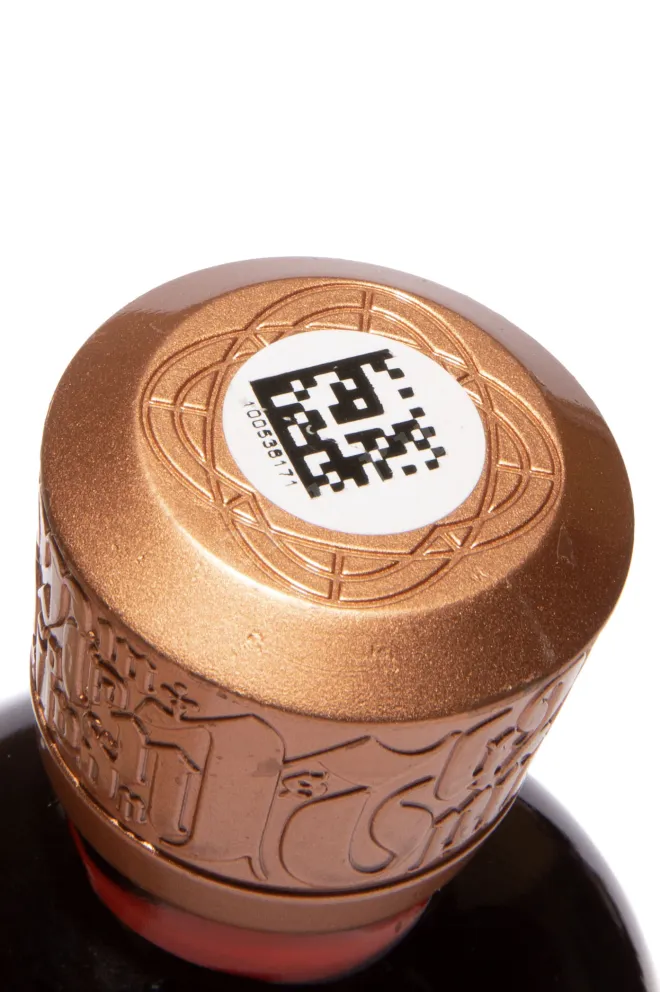 Пробка Armyanskii Alfavit 8 Years 2012 0.5 л