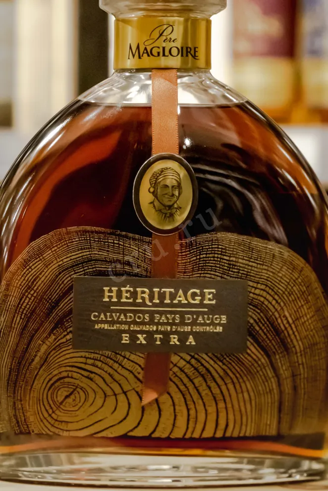 В магазине Крю Профи Pere Magloire Heritage Extra 0.7 л