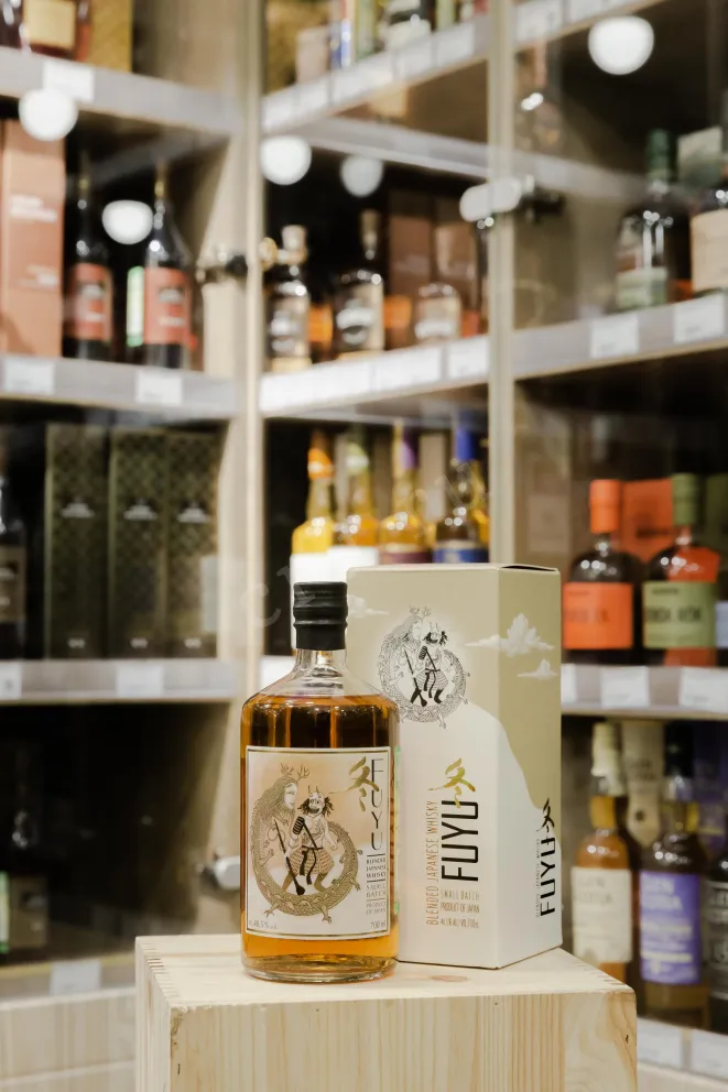 В магазине Крю Профи Fuyu with gift box 0.7 л