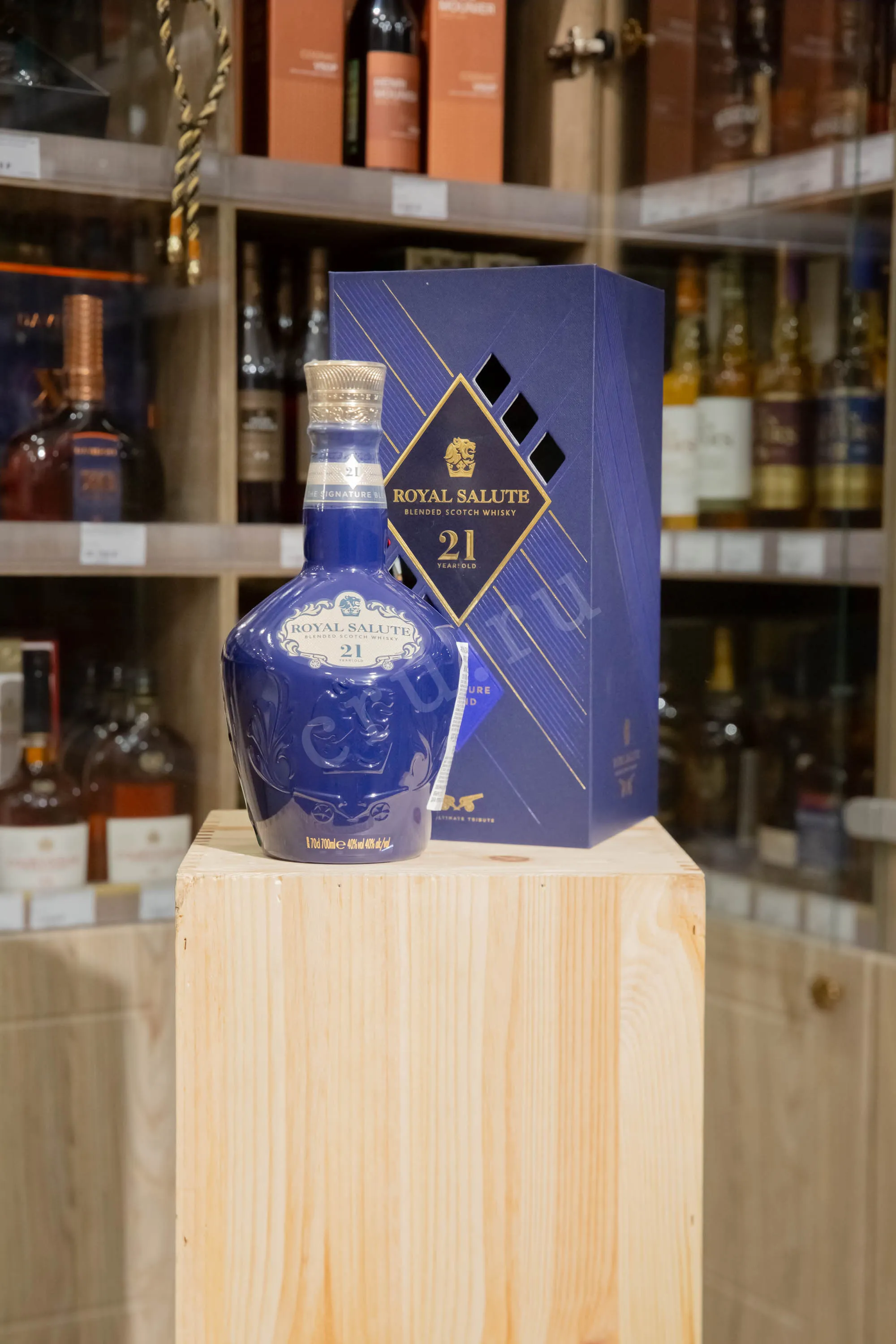 Chivas Regal Royal Salute 21 years in gift box 0.7 л купить