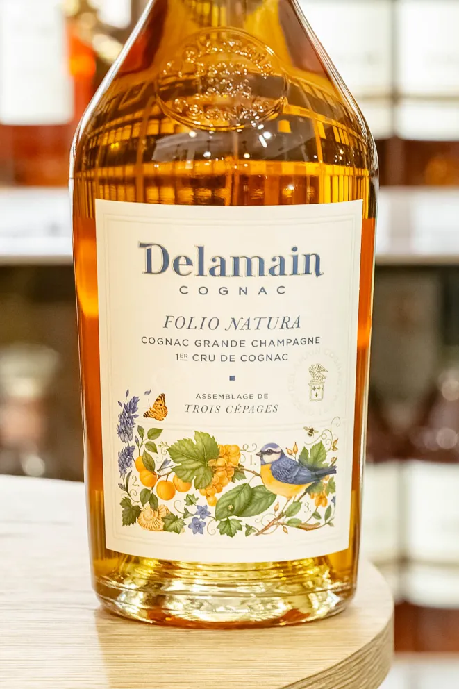 В магазине Крю Профи Delamain Folio Natura in gift box 0.7 л