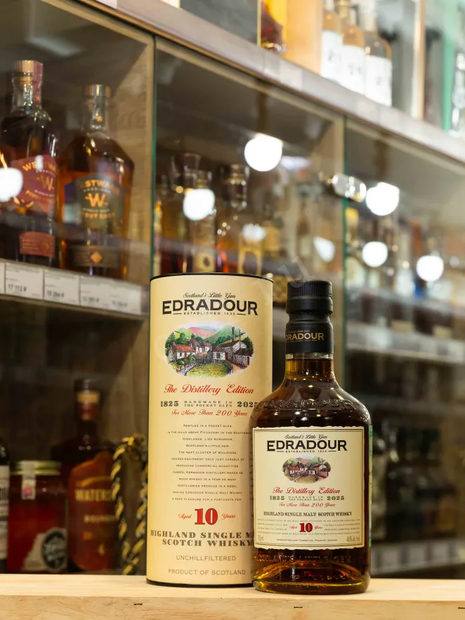 В магазине Крю Профи  Edradour 10 Years Old in tube 0.7 л