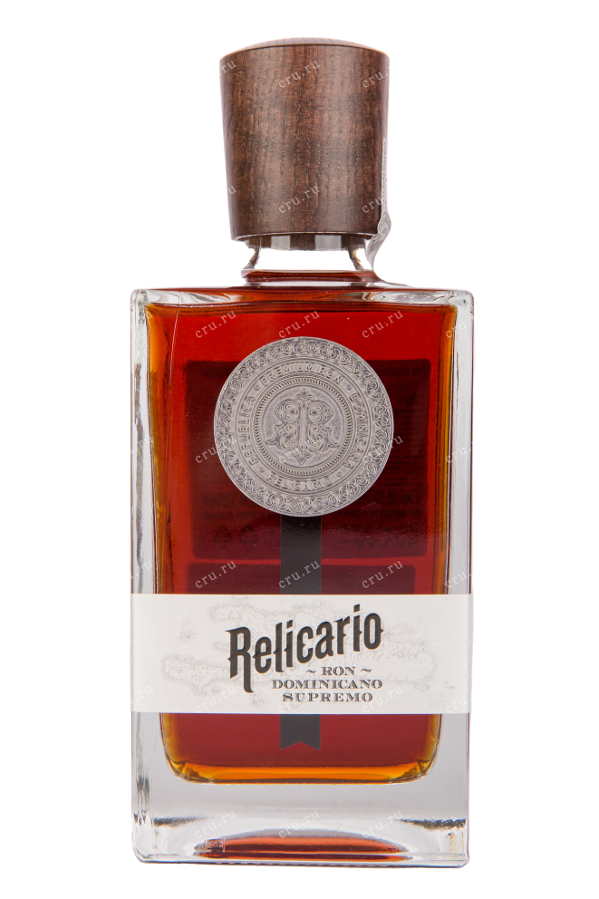 Бутылка рома Реликарио Доминикано 0.7