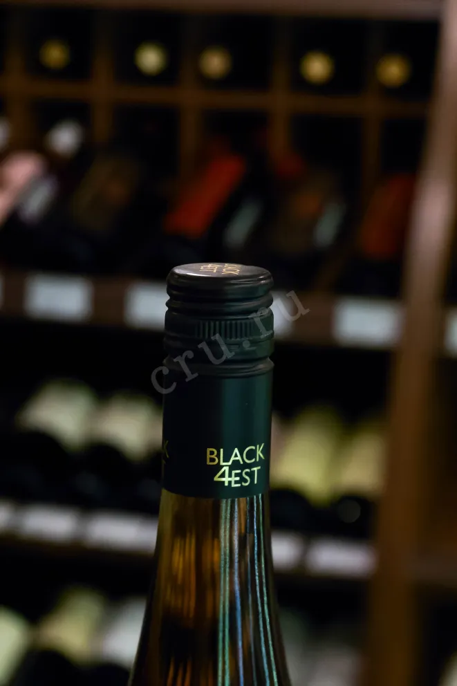 Пробка Black Forest Rose 2021 0.75 л
