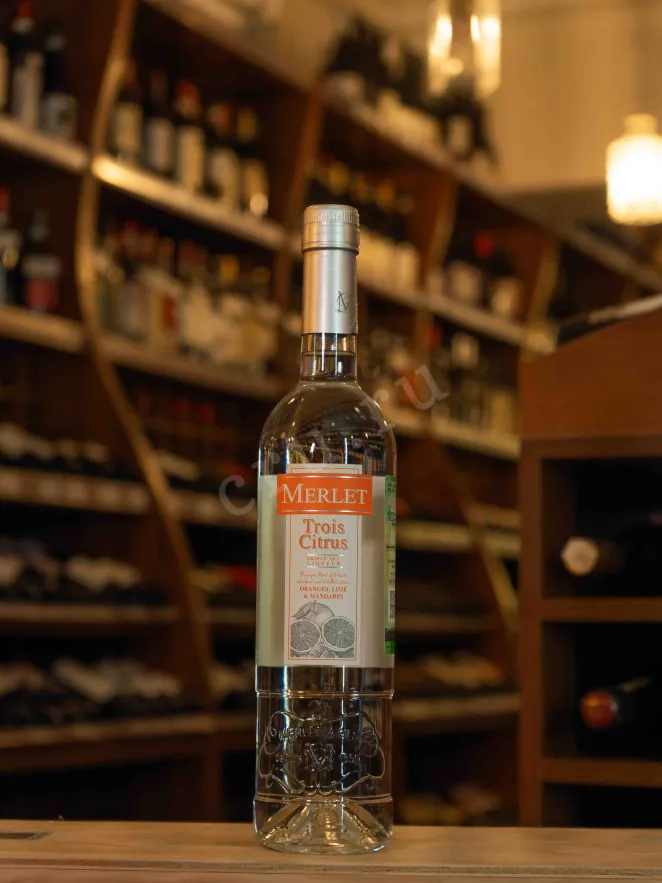 В магазине Крю Профи Merlet Trois Citrus Triple Sec 0.7 л