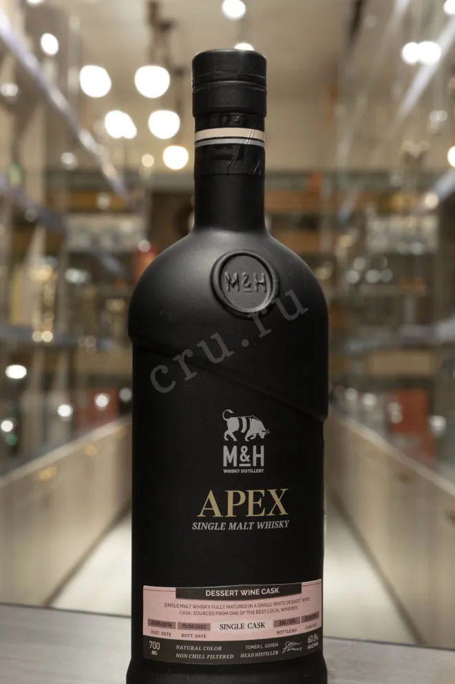 В магазине Крю Профи M & H Apex Single Cask Desert Wine Cask 3 years in gift box 0.7 л