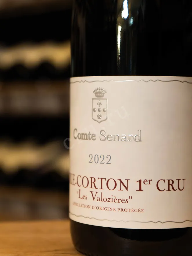 В магазине Крю Профи Comte Senard Aloxe-Corton Premier Cru Les Valozieres 2022 0.75 л
