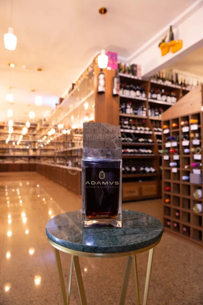 В магазине Крю Профи Adamus Aguardente Vinica 20 years old in gift box 0.7 л