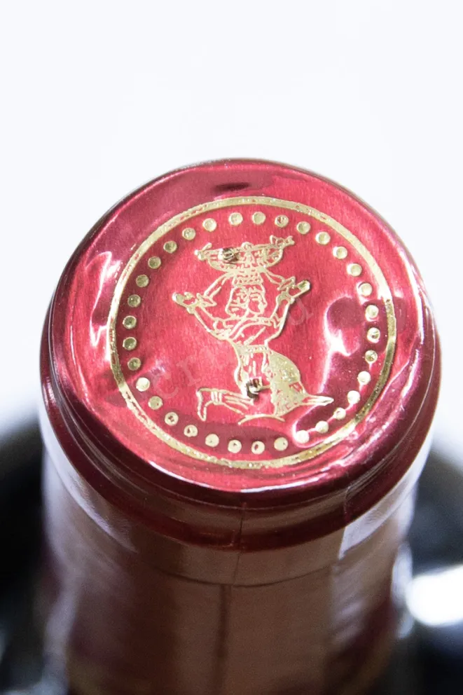 Пробка Van Ardi Red dry 2019 0.75 л