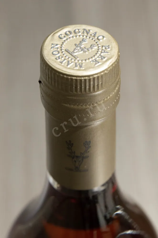 Пробка Park Borderies Single Vineyard in wooden box 0.7 л