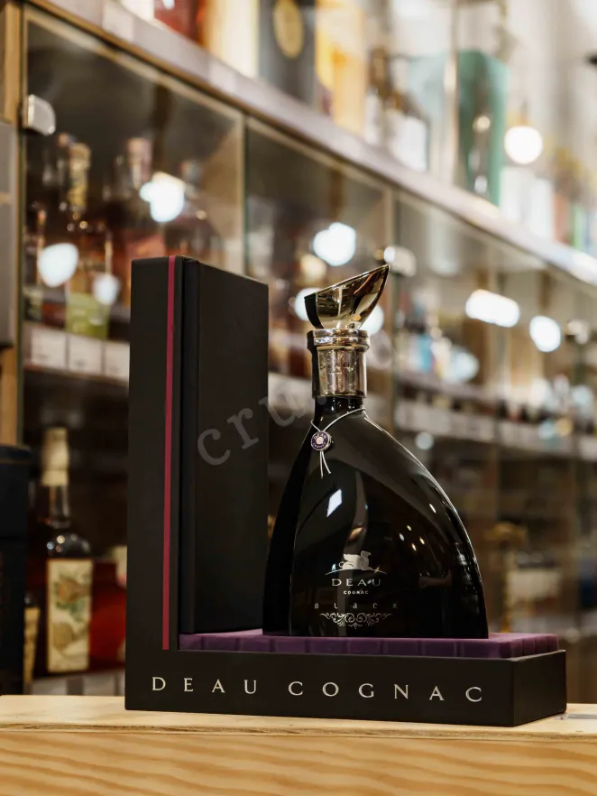 В магазине Крю Профи Deau Black gift box 0.7 л