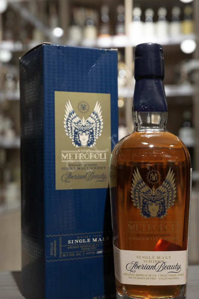 В магазине Крю Профи Metropoli Iberian Beauty Single Malt in gift box 0.7 л