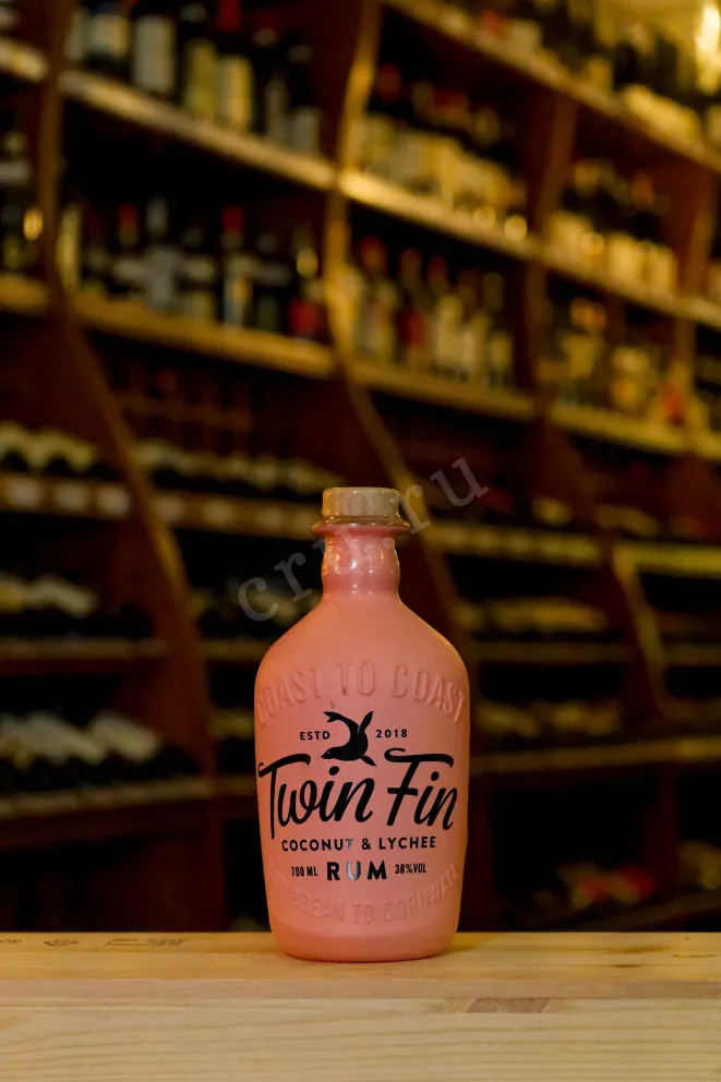 В магазине Крю Профи Twin Fin Coconut & Lychee 0.7 л