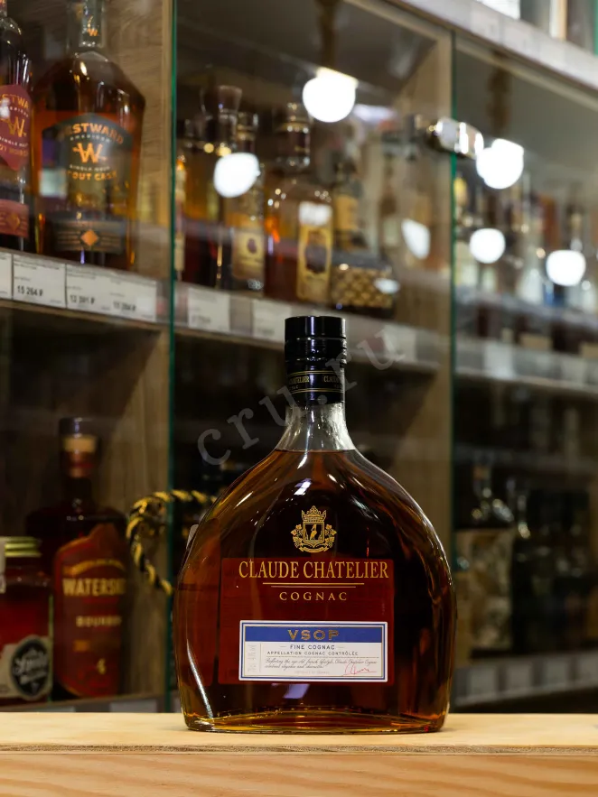 В магазине Крю Профи Claude Chatelier VSOP in gift box 0.7 л