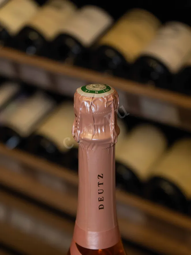 Пробка Amour de Deutz Brut Rose gift box 2013 0.75 л