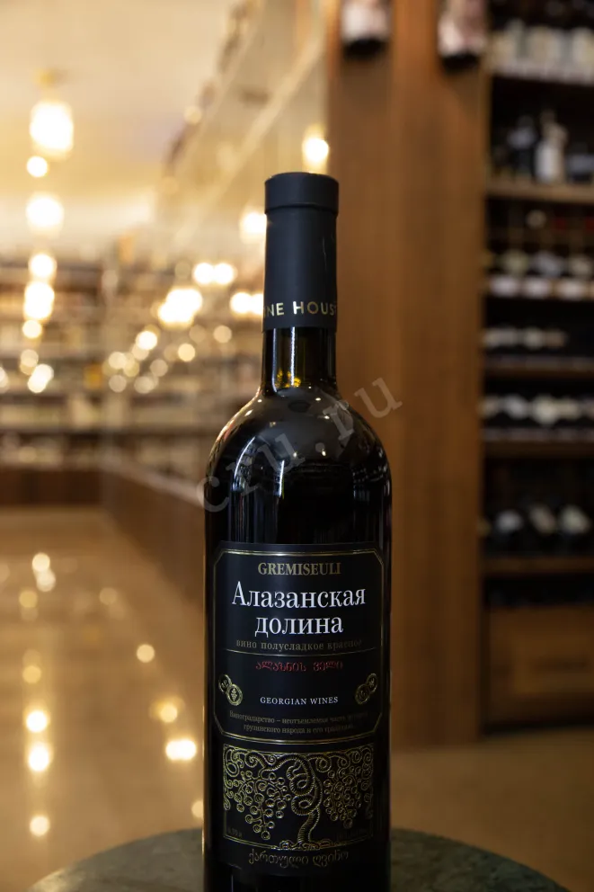 В магазине Крю Профи Gremiseuli Alazani Valley Red Semi-Sweet 2023 0.75 л