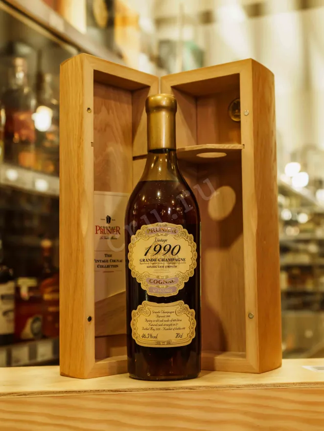 В магазине Крю Профи Prunier Vintage wooden box 1990 0.7 л