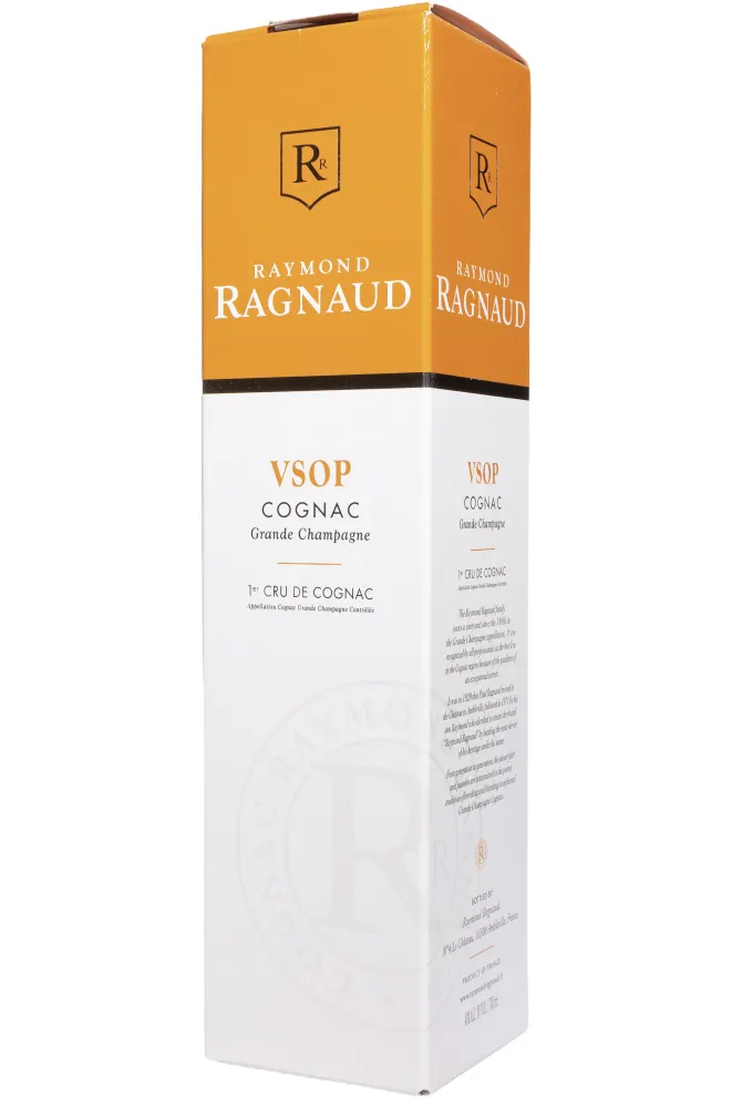 Подарочная коробка Raymond Ragnaud VSOP Reserve Grand Champagne 1er Cru De Cognac in gift box 0.7 л