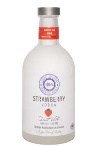 Водка Хент Клубничная  0.5 л