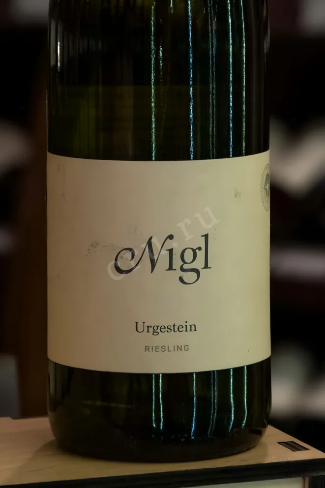 В магазине Крю Профи  Nigl Riesling Urgestein Kremstal 2020 0.75 л