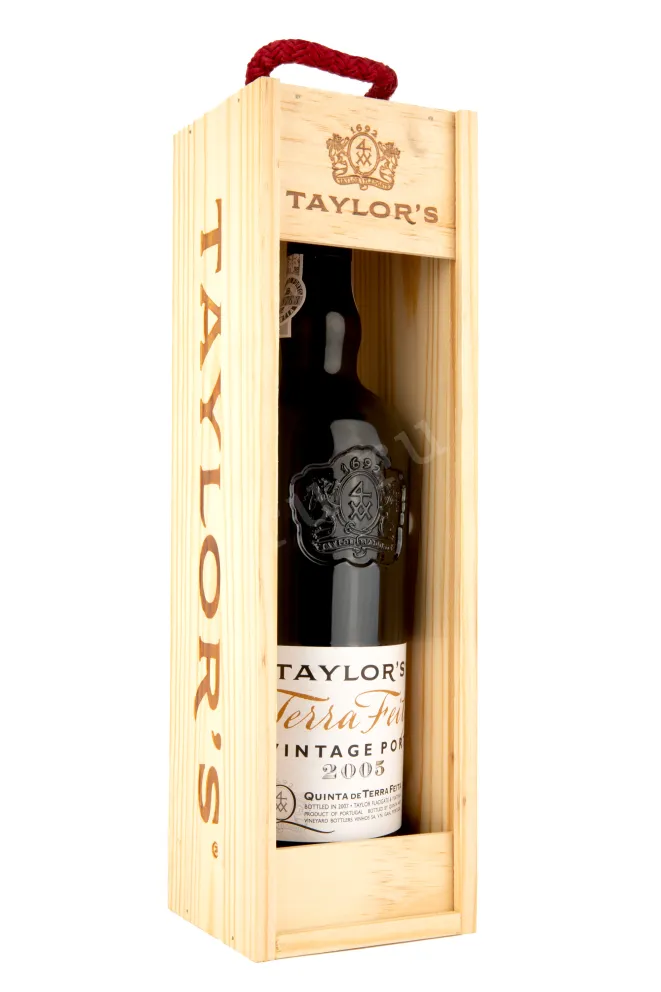 Портвейн Тэйлор Квинта де Терра Фейта Винтаж Порто 0,75 в деревянном ящике
