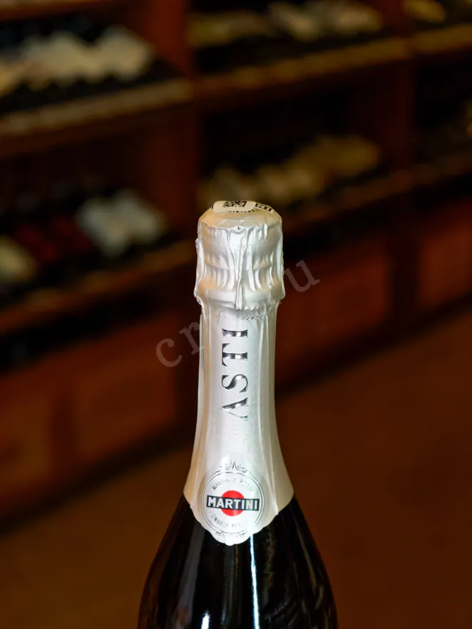 Пробка Martini Asti gift box 2024 0.75 л
