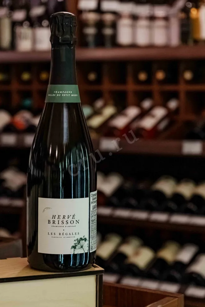 В магазине Крю Профи Herve Brisson Les Regales 2019 0.75 л