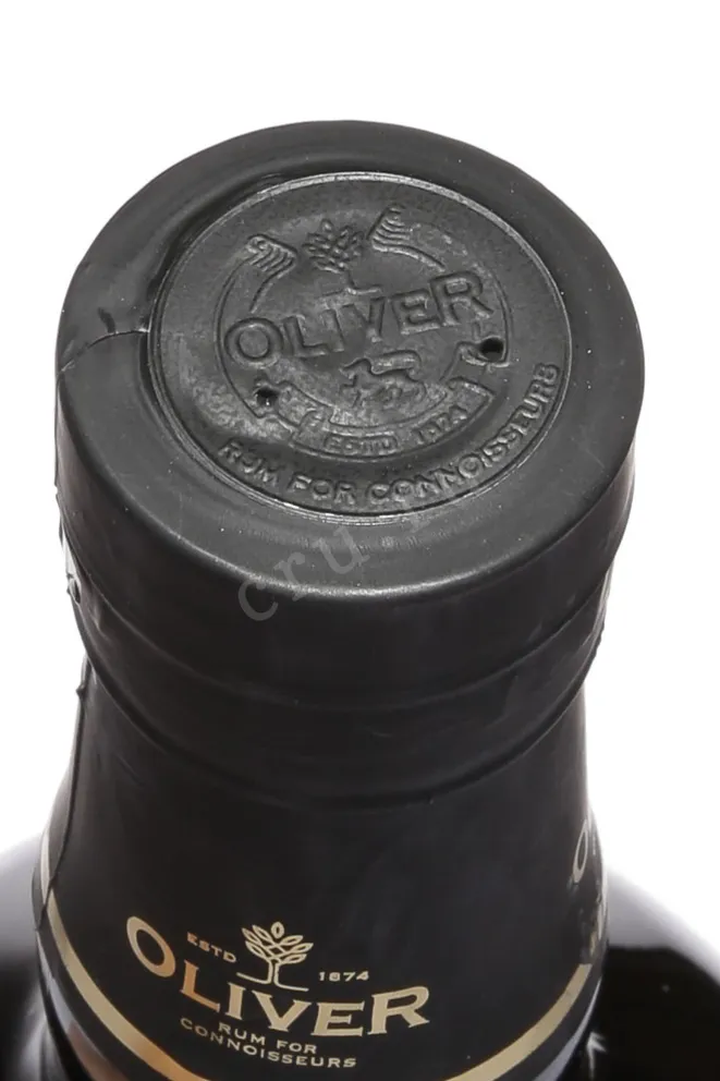 Пробка Oliver Presidente Marti 23 years gift box 0.7 л