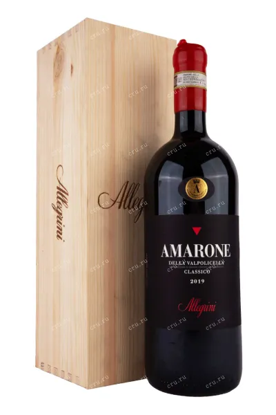 Вино Allegrini Amarone della Valpolicella Classico in wooden box 2019 1.5 л