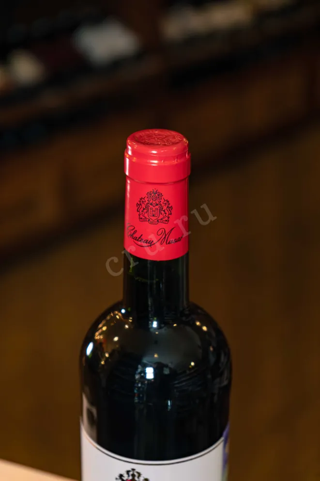Пробка Chateau Musar Hochar Pere et Fils 2019 0.75 л