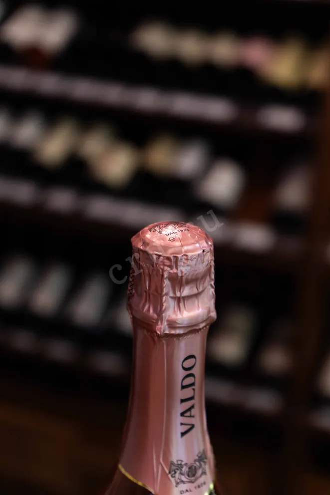 Пробка Valdo Marca Oro Rose Brut Prosecco DOC  2024 0.75 л
