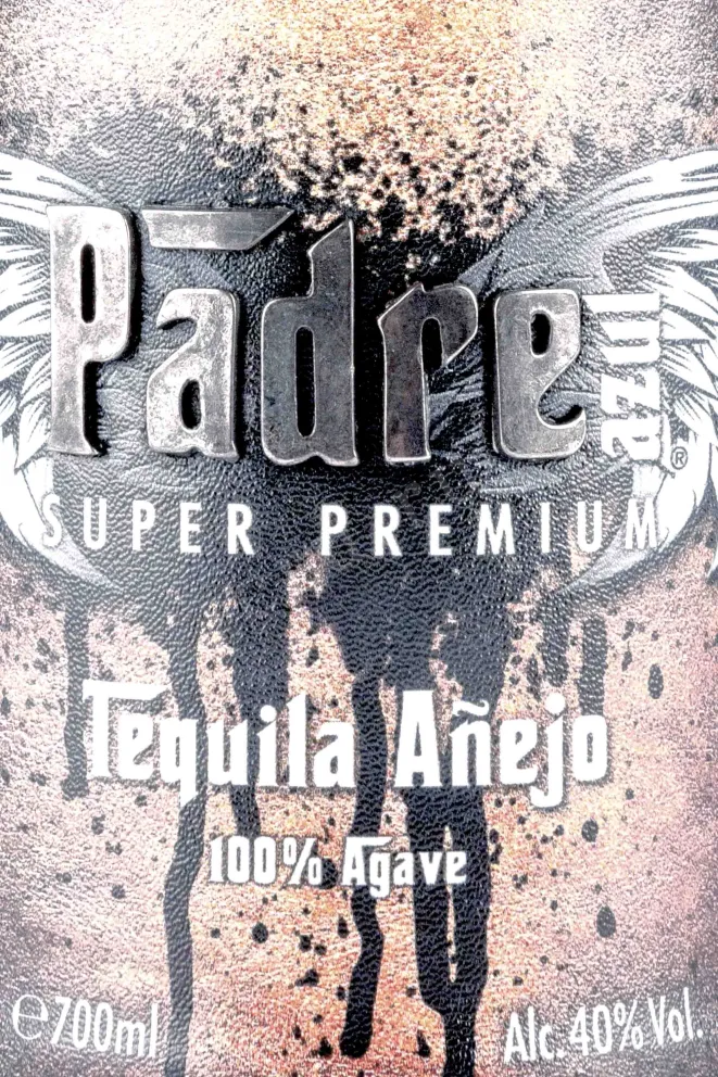 Этикетка Padre Azul Anejo in leather case 0.7 л