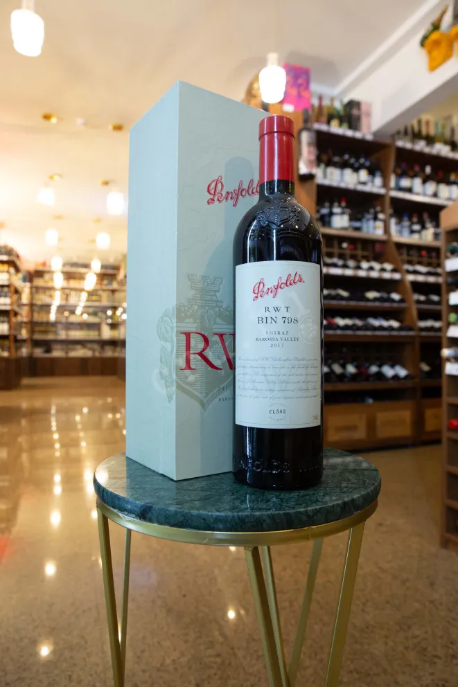 В магазине Крю Профи Shiraz Barossa Valley gift box 2017 0.75 л