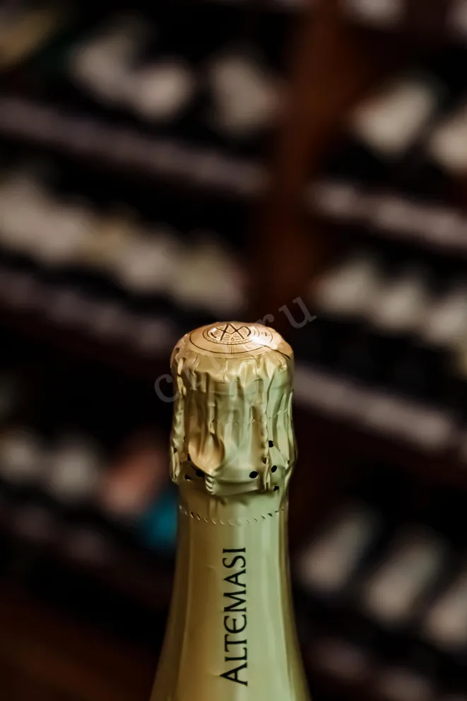 Пробка Altemasi Millesimato Brut gift box 2022 0.75 л