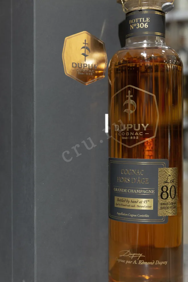 В магазине Крю Профи Dupuy Lot 80 Hors d'Age Grand Champagne AOC in gift box 0.7 л