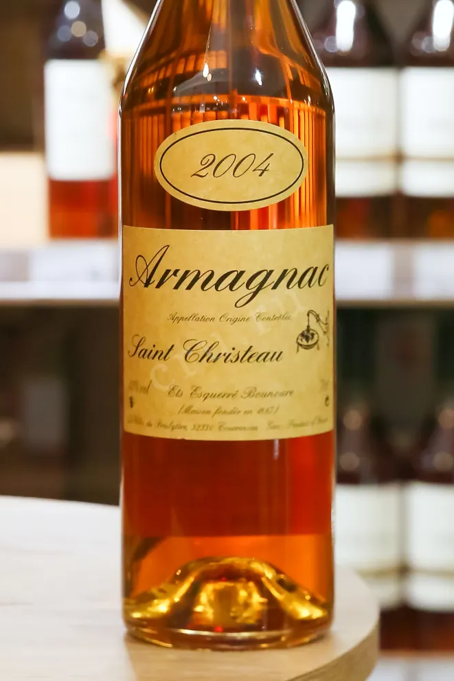В магазине Крю Профи Saint Cristeau AOC in gift box 2004 0.7 л