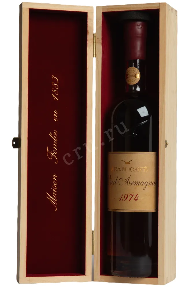 В деревянной коробке Jean Cave Vieil Armagnac 1974 AOC wooden box 1974 0.7 л