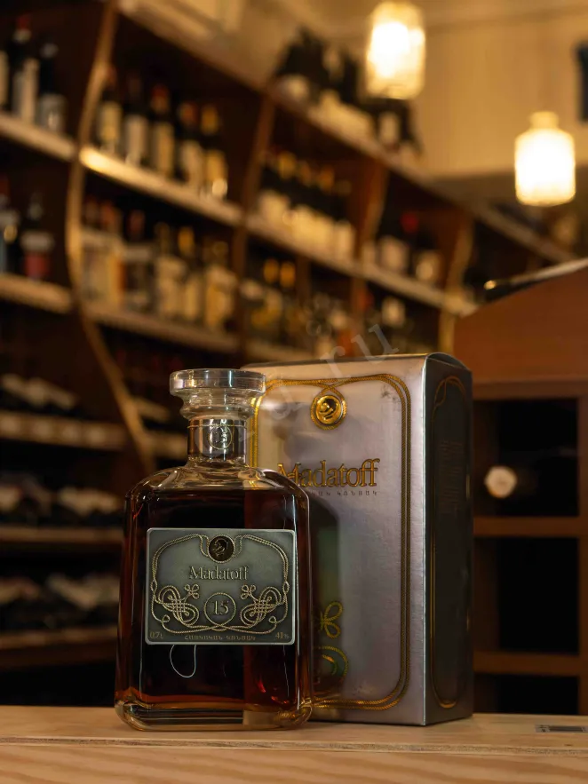 В магазине Крю Профи Madatoff 15 years with gift box 0.7 л