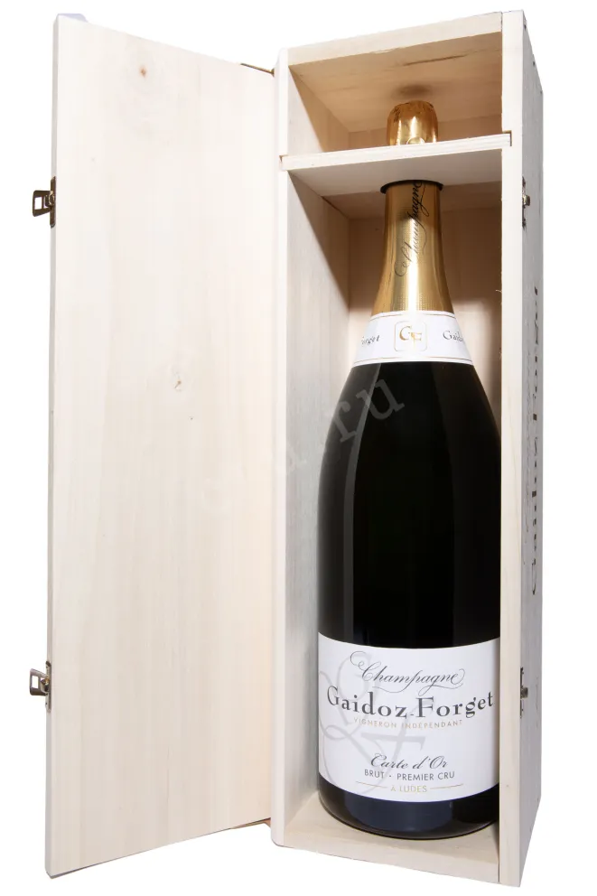 В деревянной коробке Gaidoz Forget Carte d'Or Premier Cru AOC in wooden box 2018 3 л