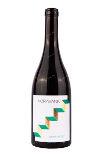 Вино Noravank Semi-Sweet 0.75 л
