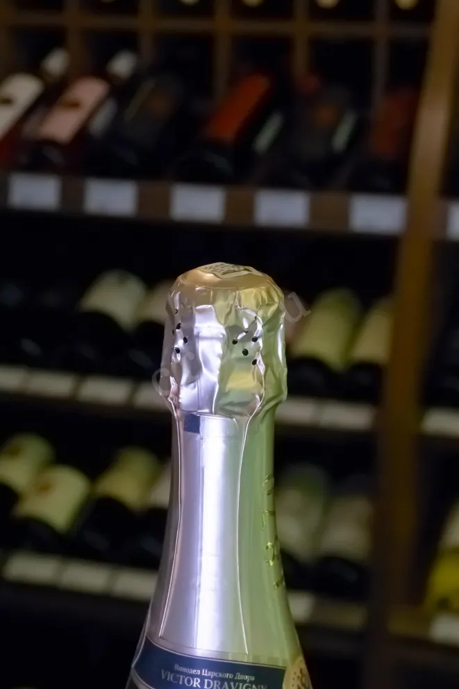 Пробка Abrau-Durso Victor Dravigny Rose Brut 2022 0.375 л
