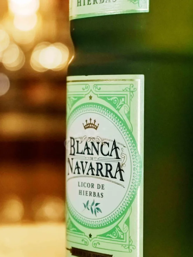 В магазине Крю Профи Blanca de Navarra Licor de hierbas 1 л