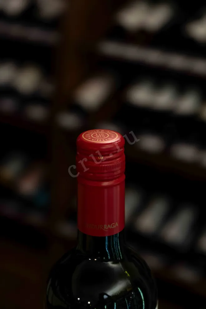Пробка Undurraga Carmenere 2023 0.75 л