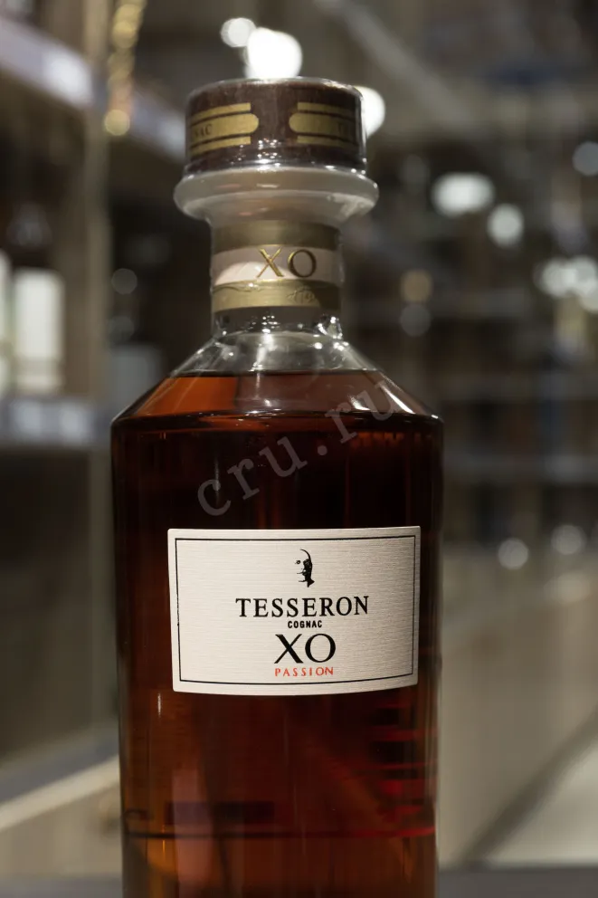 В магазине Крю Профи Tesseron AOC XO Passion 0.7 л