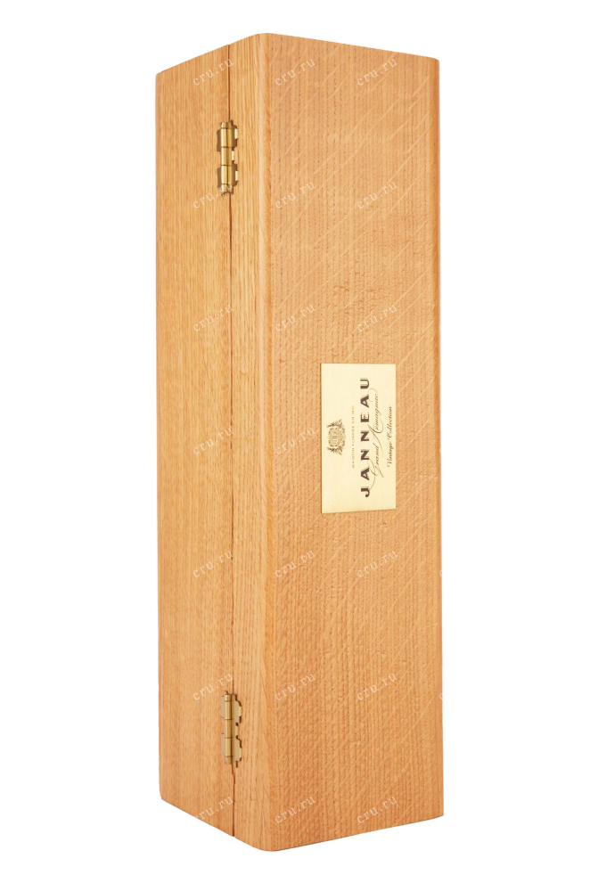 Деревянная коробка Janneau 1979 0.7 л
