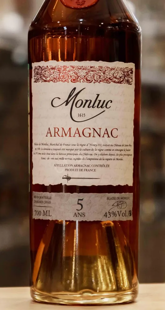 В магазине Крю Профи Monluc 5 ans gift box 0.7 л