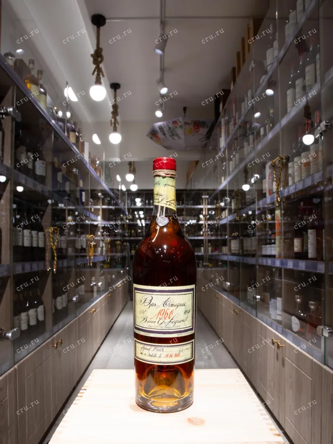 В магазине Крю Профи Baron G. Legrand 1960 0.7 л