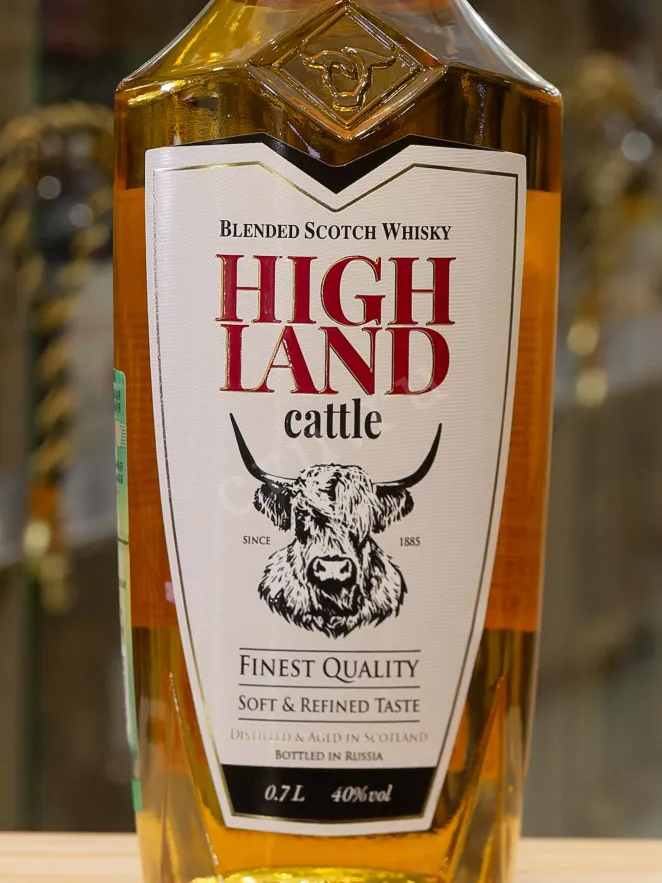 В магазине Крю Профи Highland Cattle 3 years gift box 0.7 л